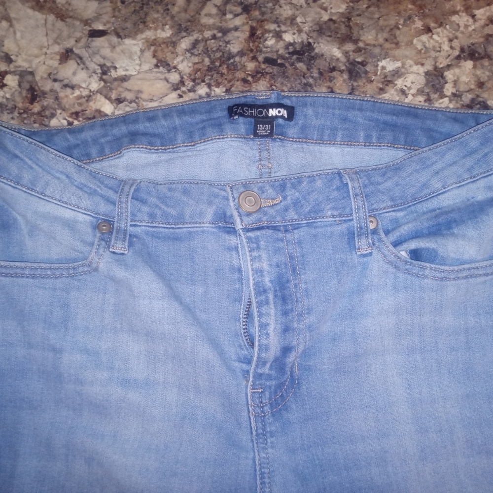 Fashion Nova Light Blue Denim Jeans - Picture 5 of 5